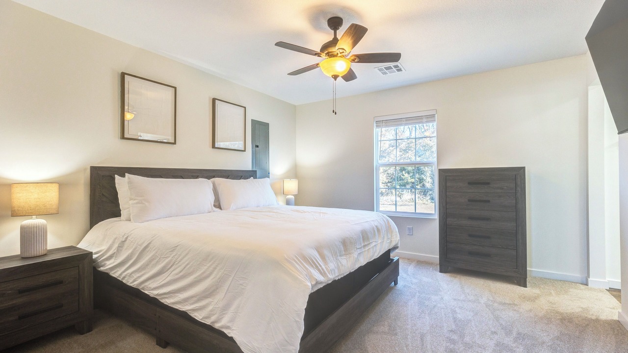 Photo of Bedroom in Salina
