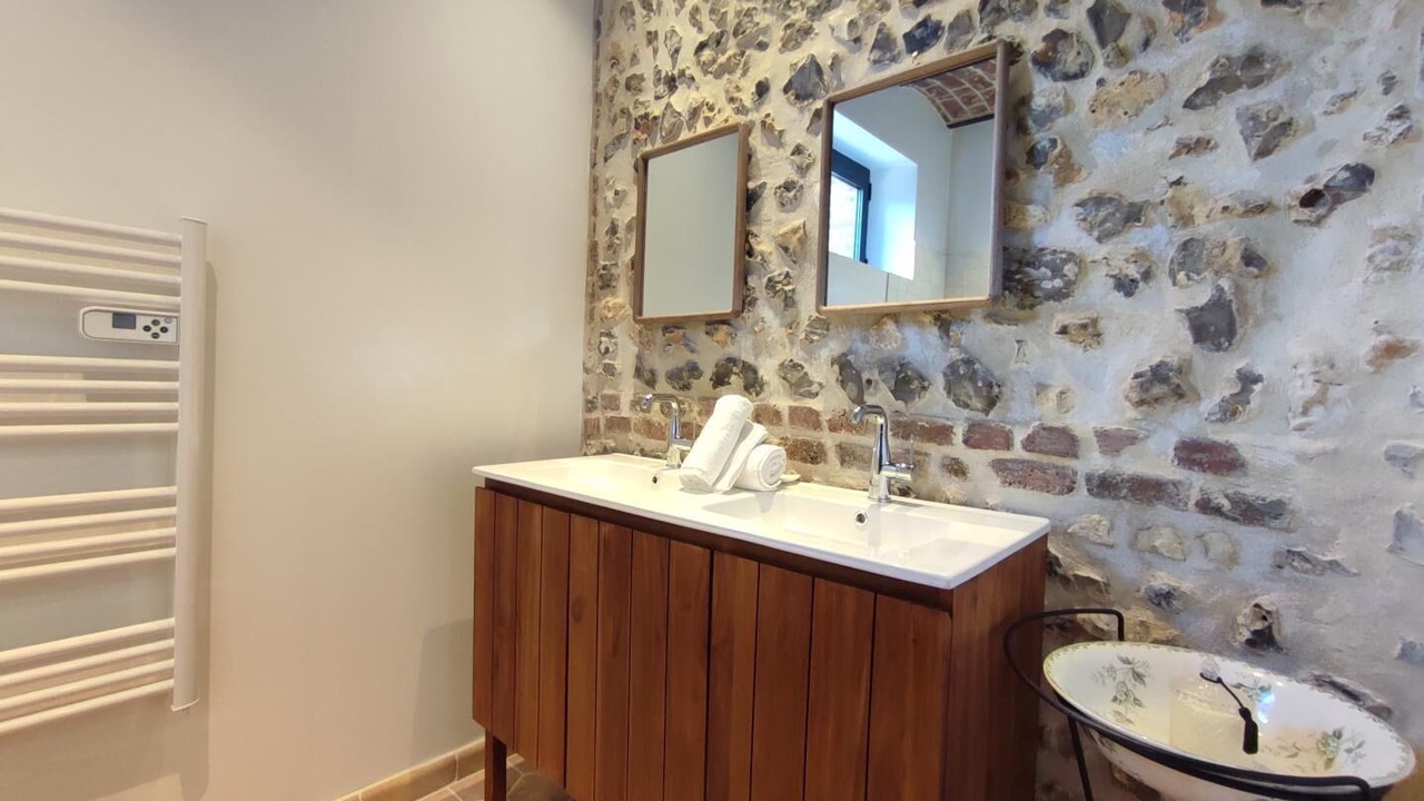 Photo of Bathroom in Bordeaux-Saint-Clair