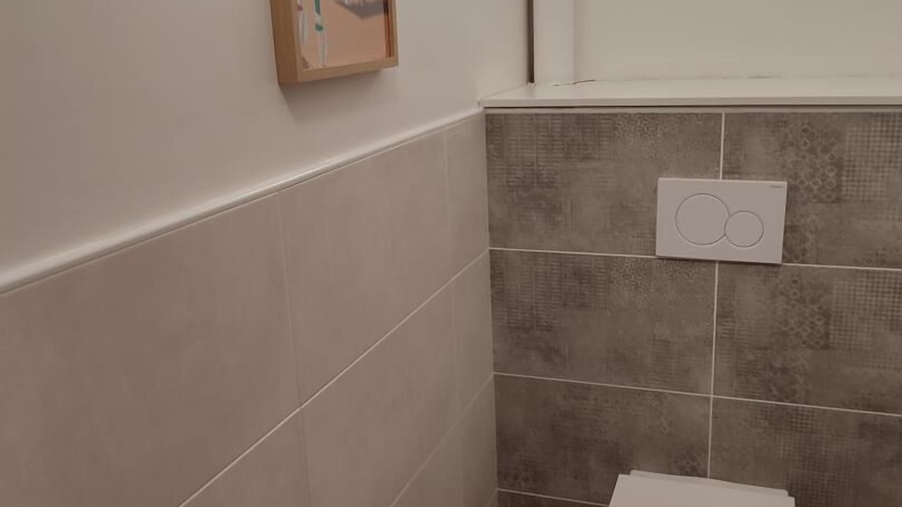 Photo of Bathroom in Montivilliers