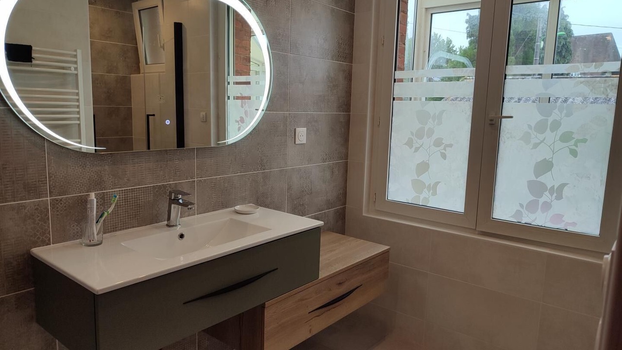 Photo of Bathroom in Montivilliers