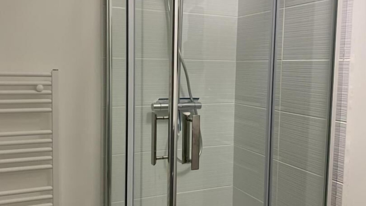 Photo of Bathroom in Fontenay
