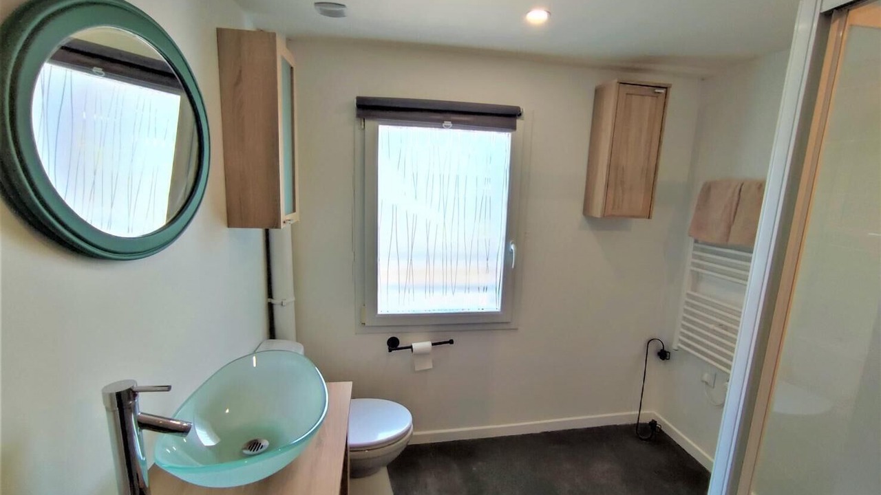 Photo of Bathroom in Bailly-en-Riviere