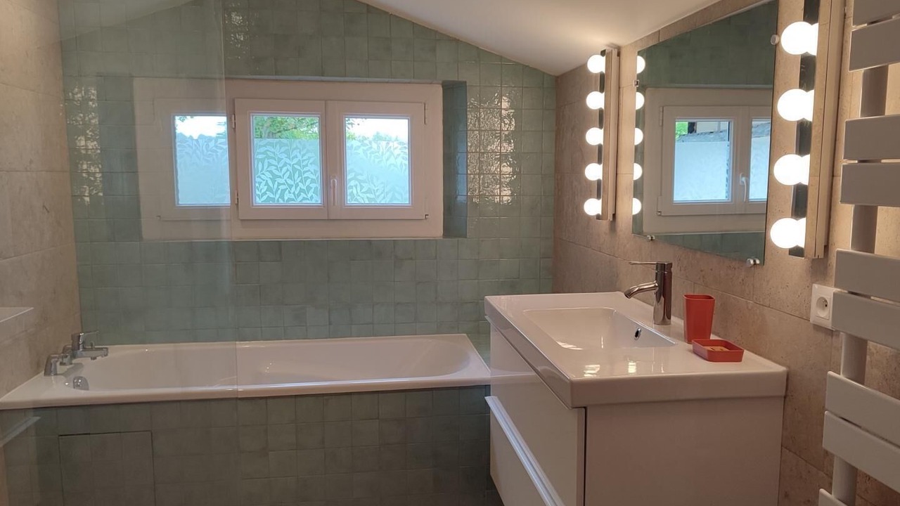 Photo of Bathroom in Sainte-Marguerite-sur-Mer
