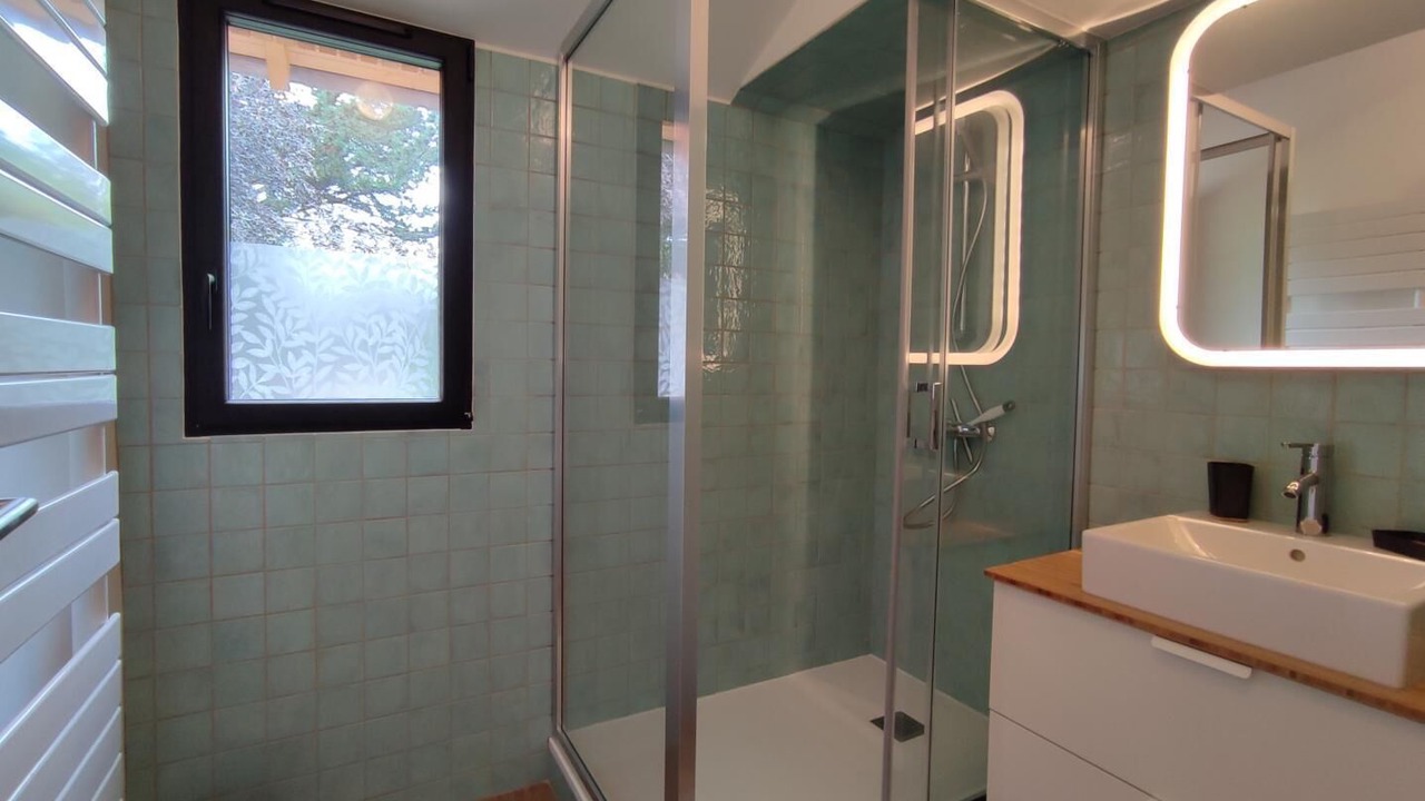 Photo of Bathroom in Sainte-Marguerite-sur-Mer