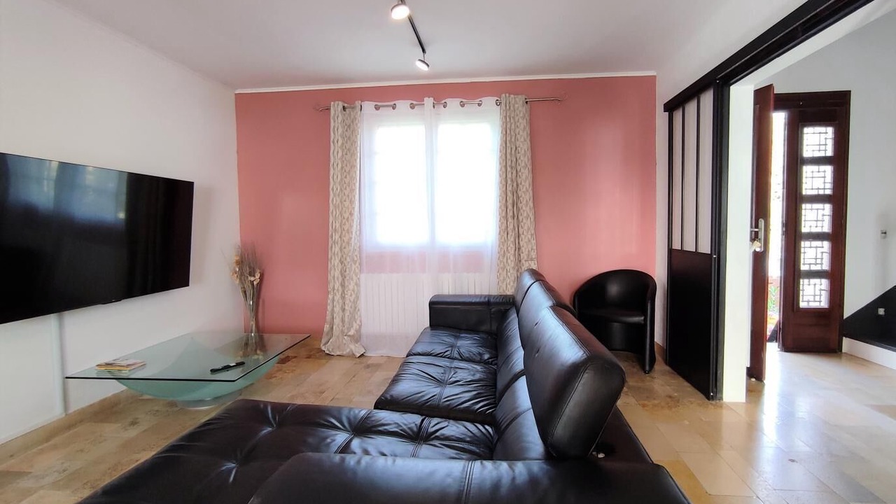 Photo of Livingroom in Senneville-sur-Fecamp