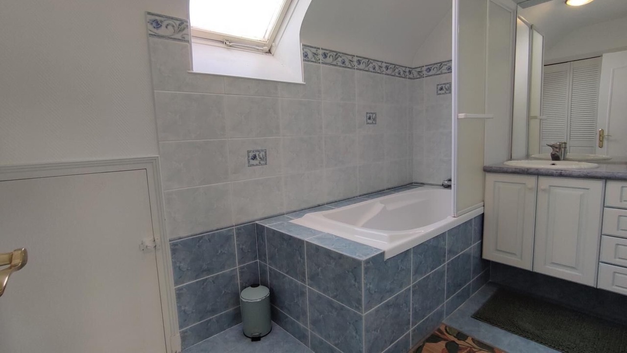 Photo of Bathroom in Senneville-sur-Fecamp