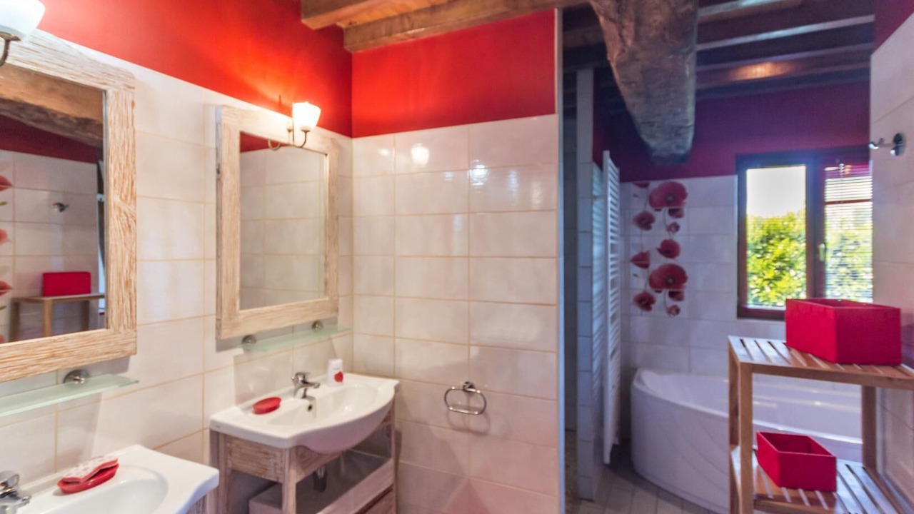 Photo of Bathroom in Vassonville