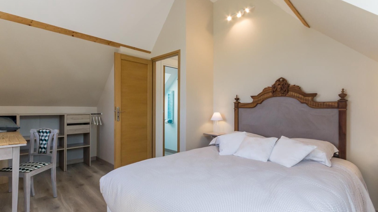 Photo of Bedroom in Valmont