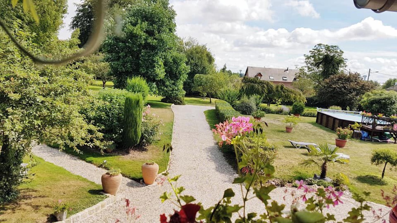 Photo of Outdoor in Saint-Aubin-Routot