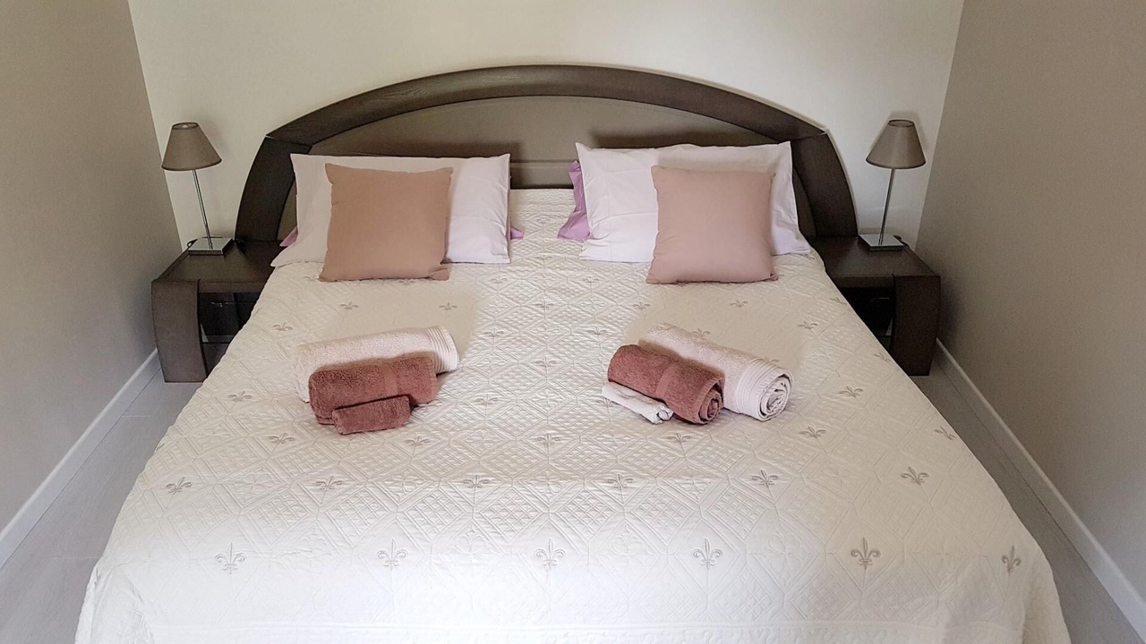 Photo of Bedroom in Saint-Aubin-Routot