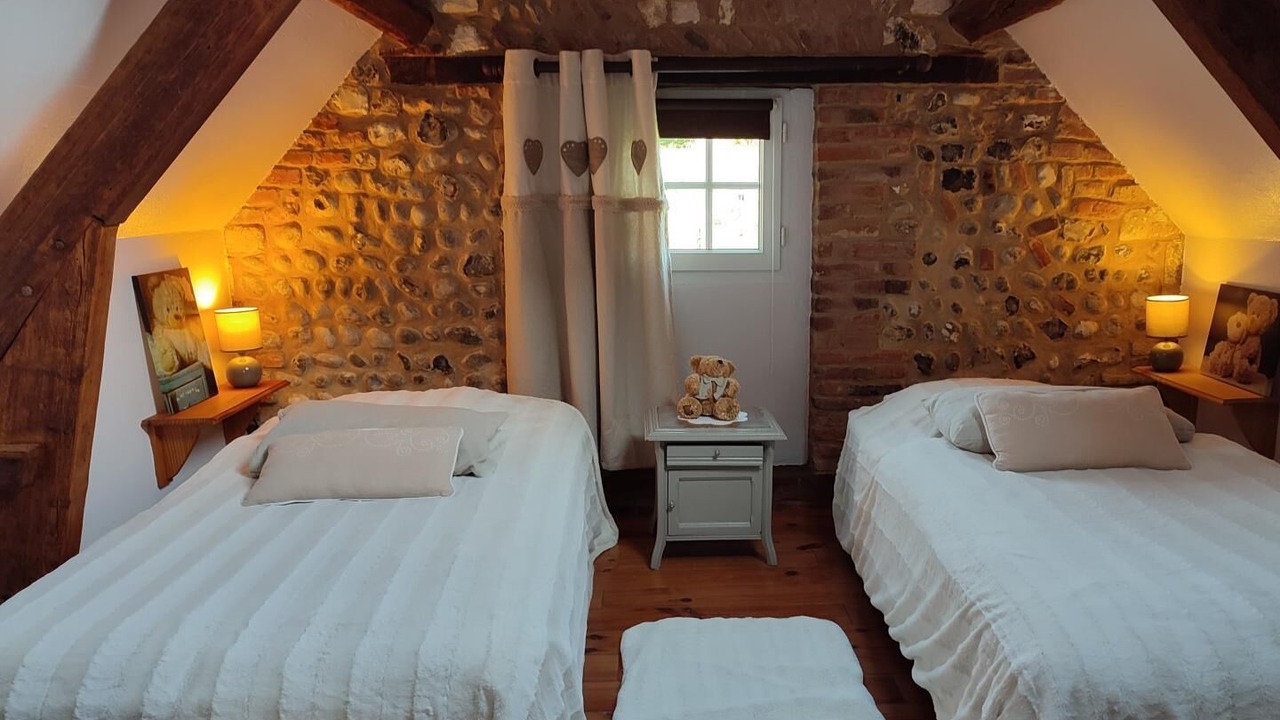 Photo of Bedroom in Etalondes
