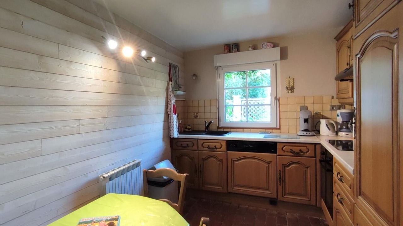 Photo of Kitchen in Etalondes