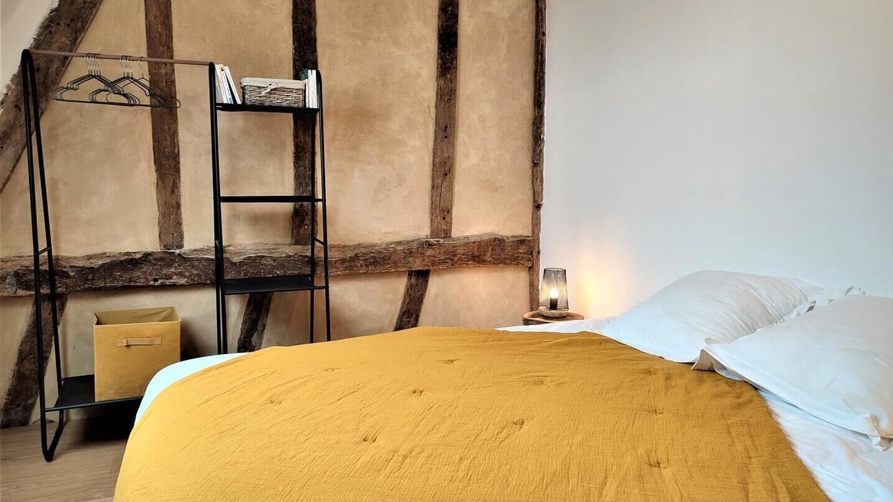 Photo of Bedroom in Roumare