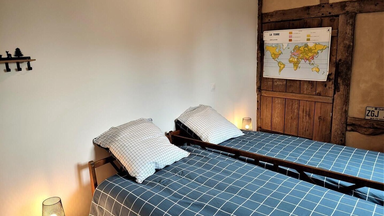 Photo of Bedroom in Roumare