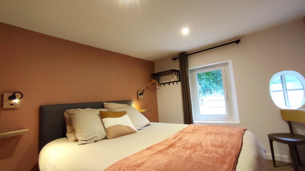 Photo of Bedroom in Eu