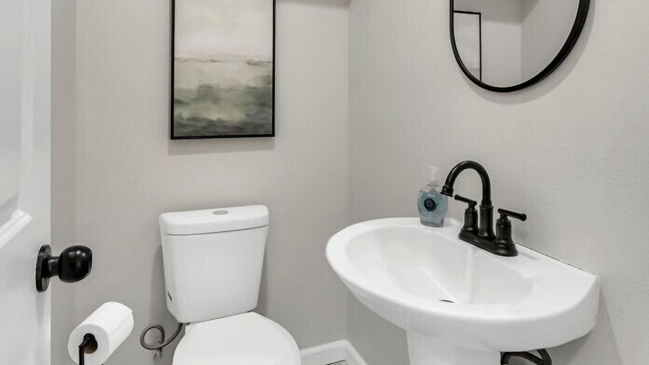 Photo of Bathroom in Hewitt