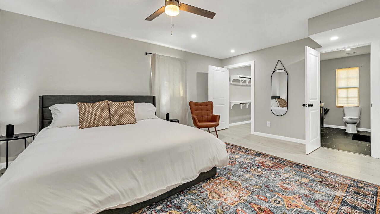 Photo of Bedroom in Hewitt