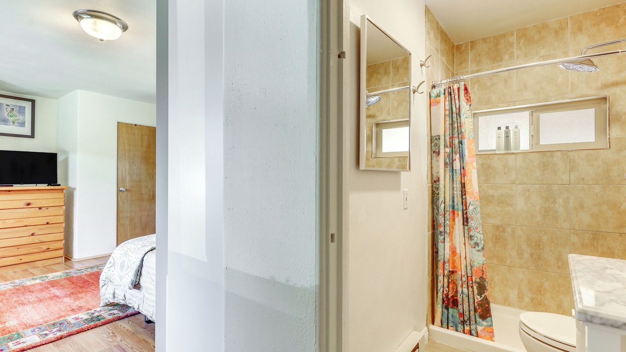 Photo of Bathroom in Espanola