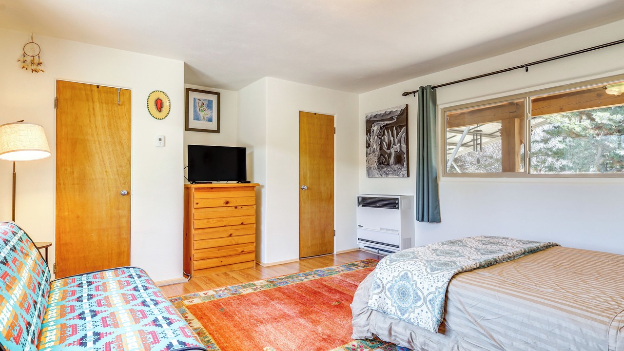 Photo of Bedroom in Espanola