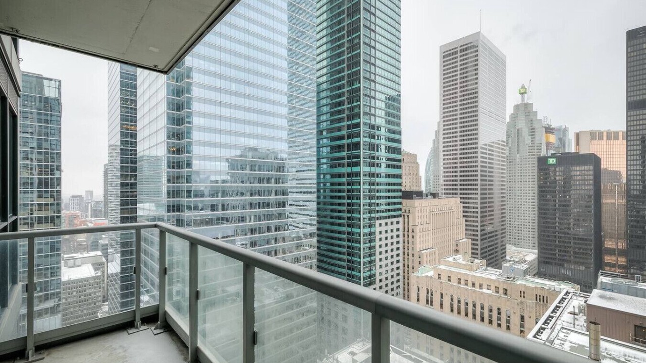 Photo of Others in Financial District