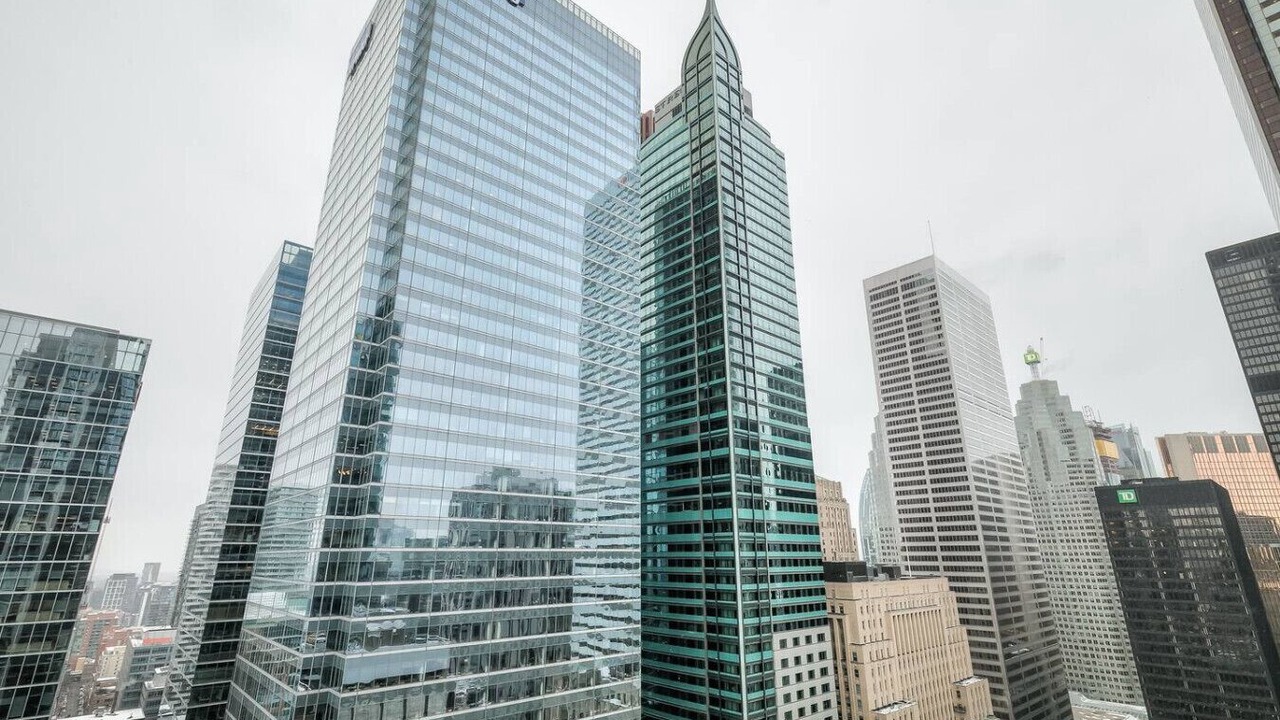 Photo of Others in Financial District