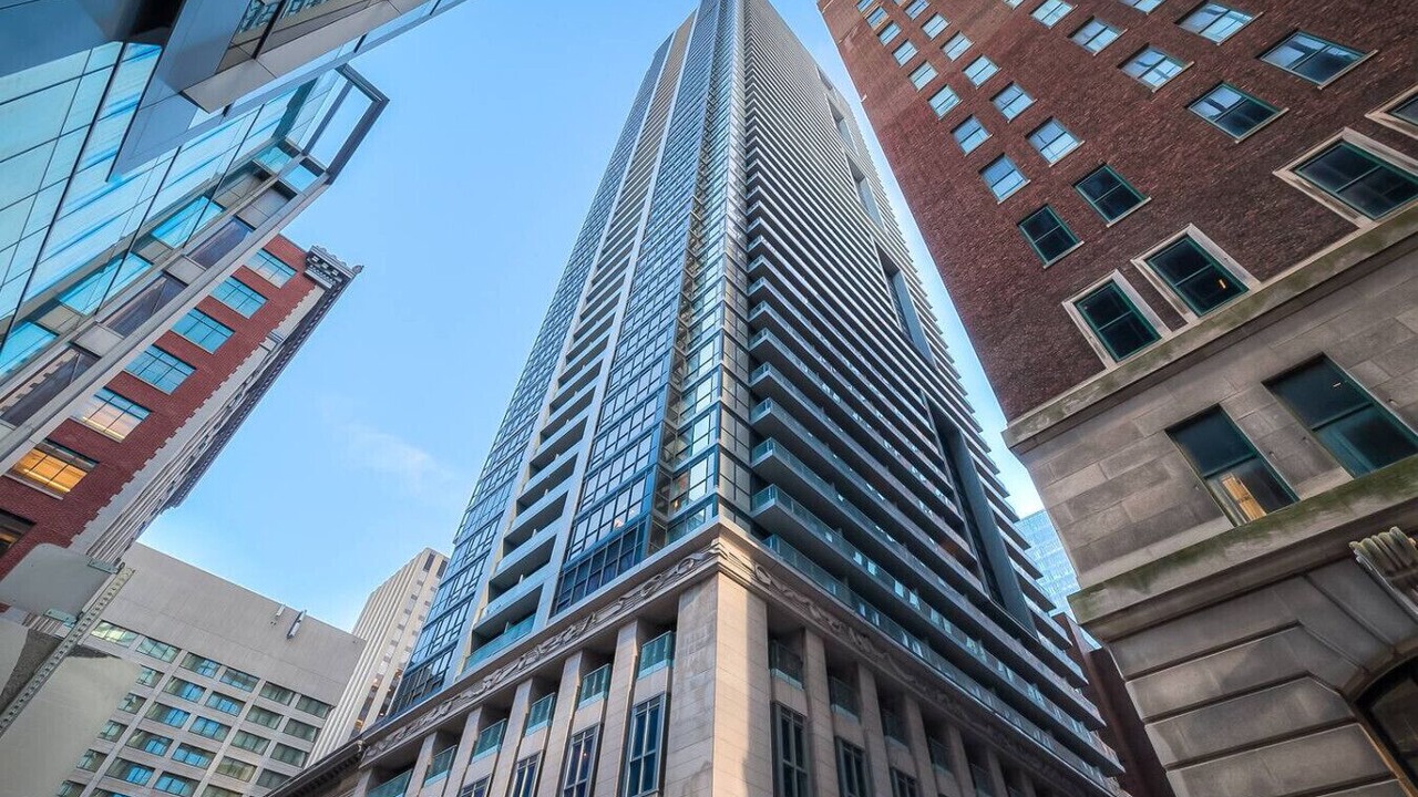 Photo of Others in Financial District