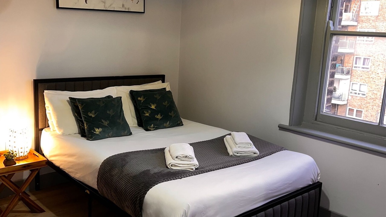 Photo of Bedroom in Evelyn