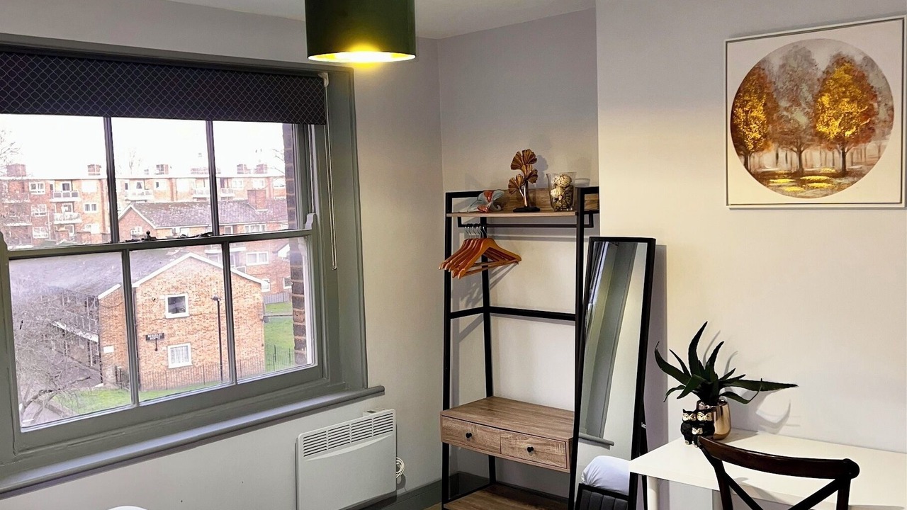 Photo of Bedroom in Evelyn