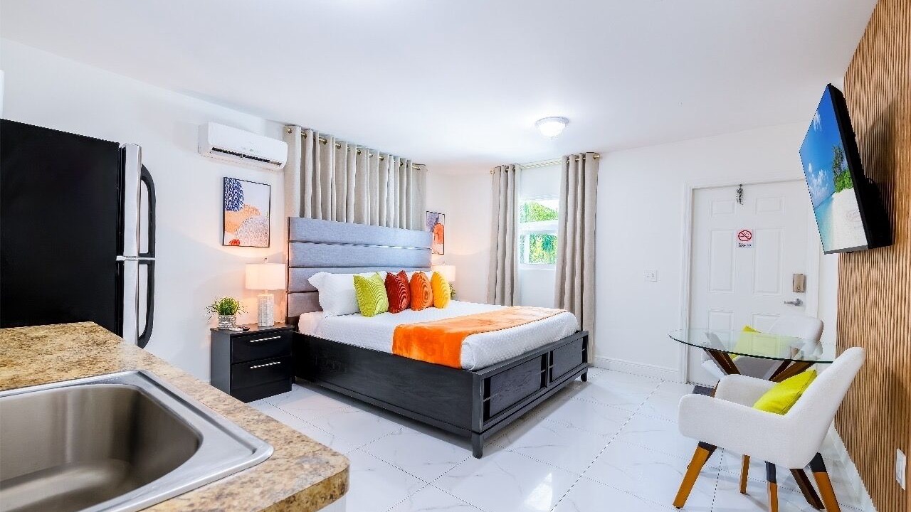 Photo of Bedroom in Allapattah