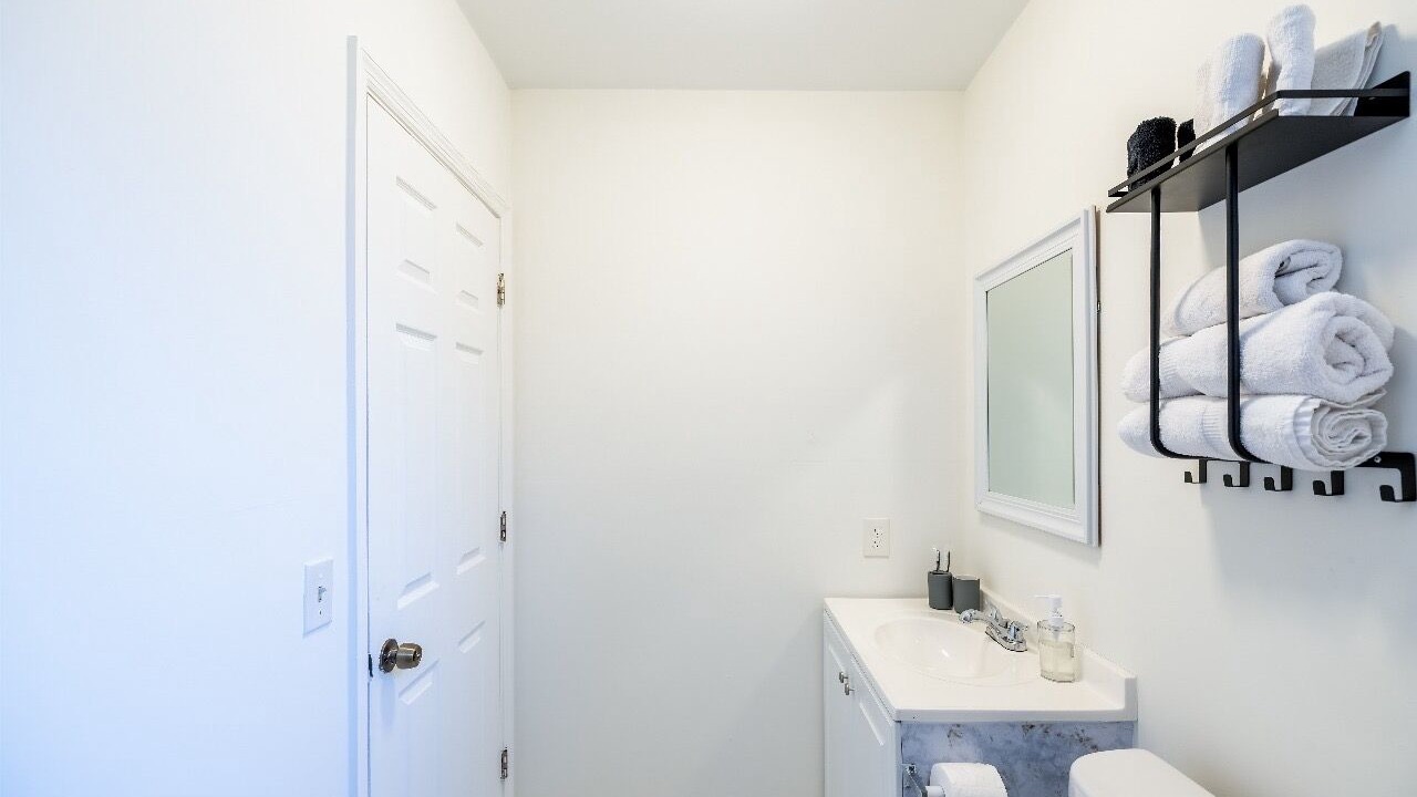 Photo of Bathroom in Allapattah