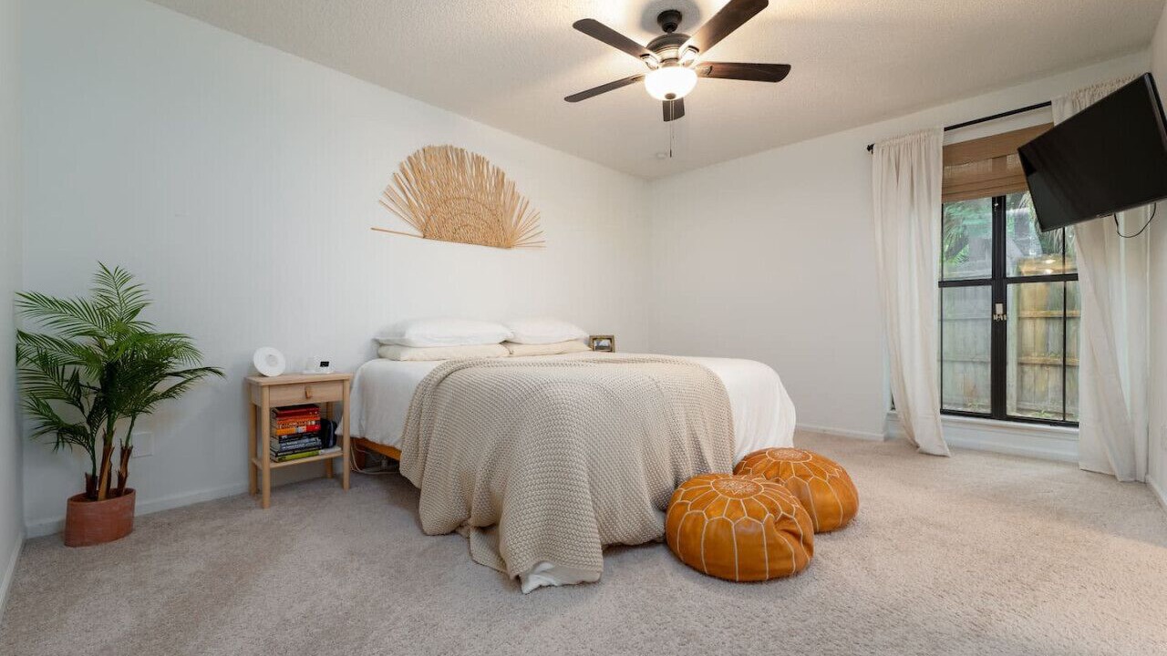 Photo of Bedroom in Baymeadows