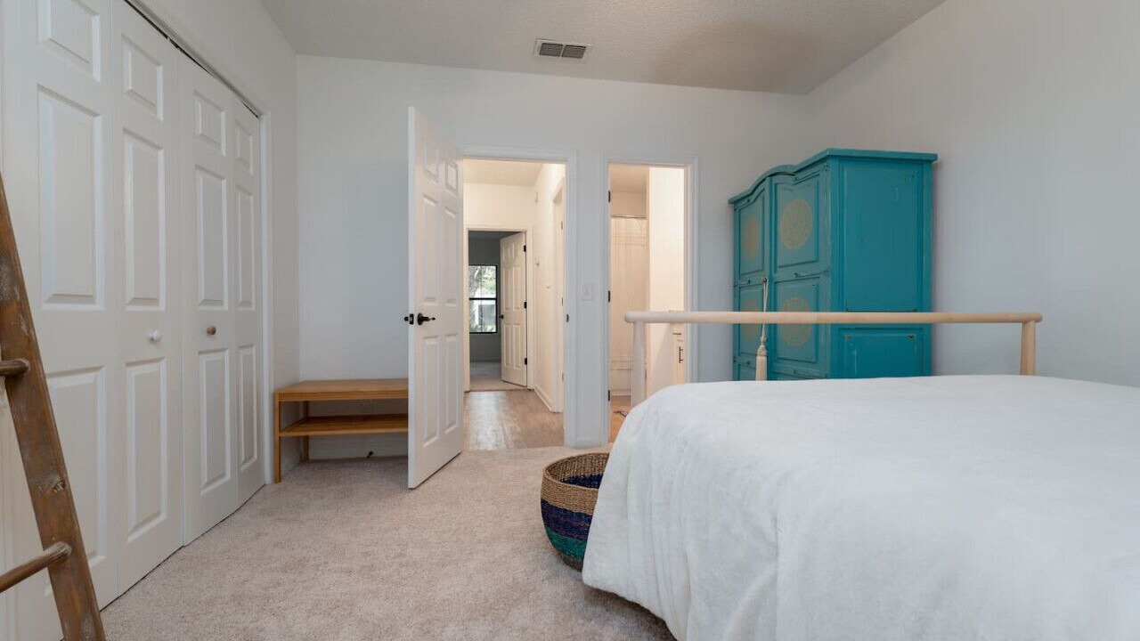 Photo of Bedroom in Baymeadows