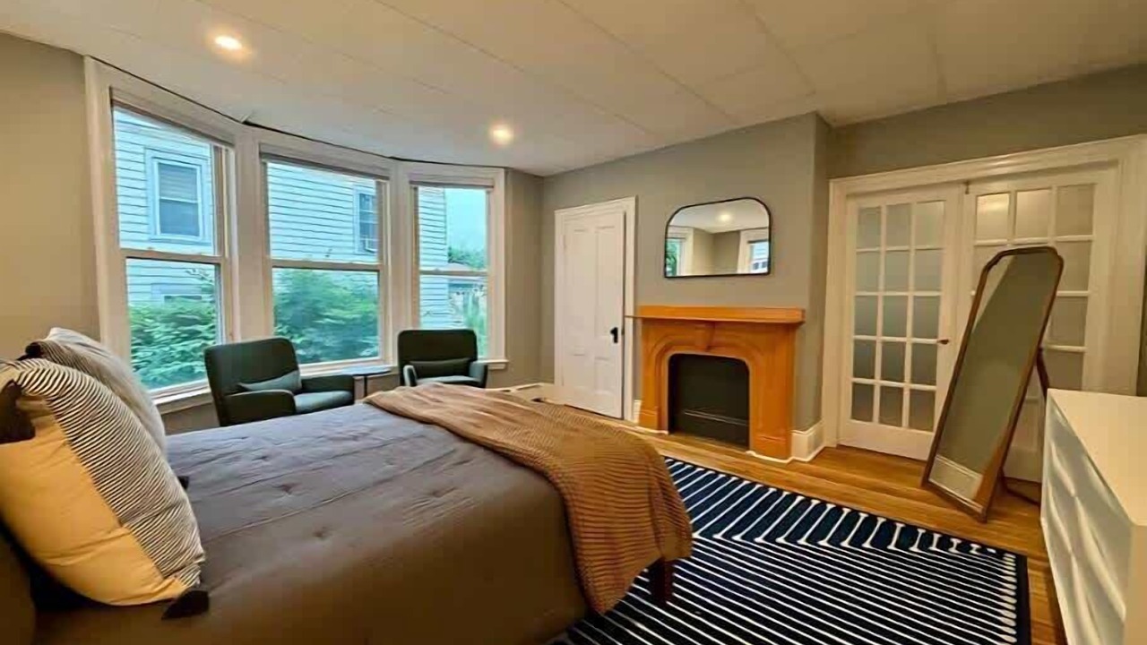 Photo of Bedroom in Deering Center