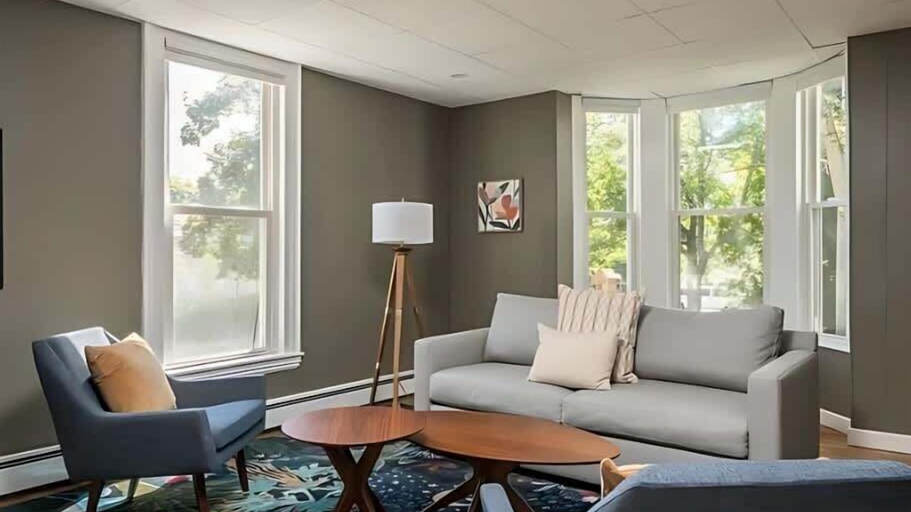 Photo of Livingroom in Deering Center