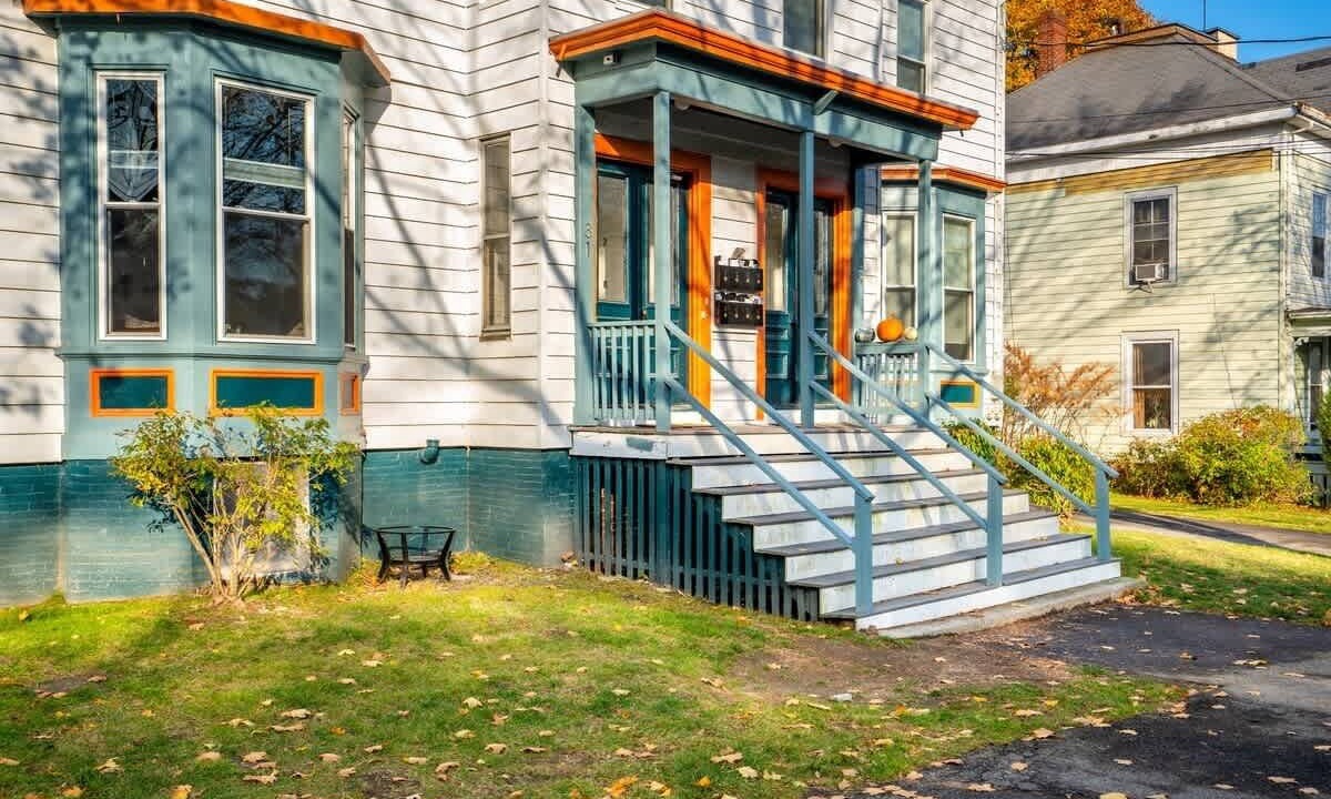 Photo of Outdoor in Deering Center