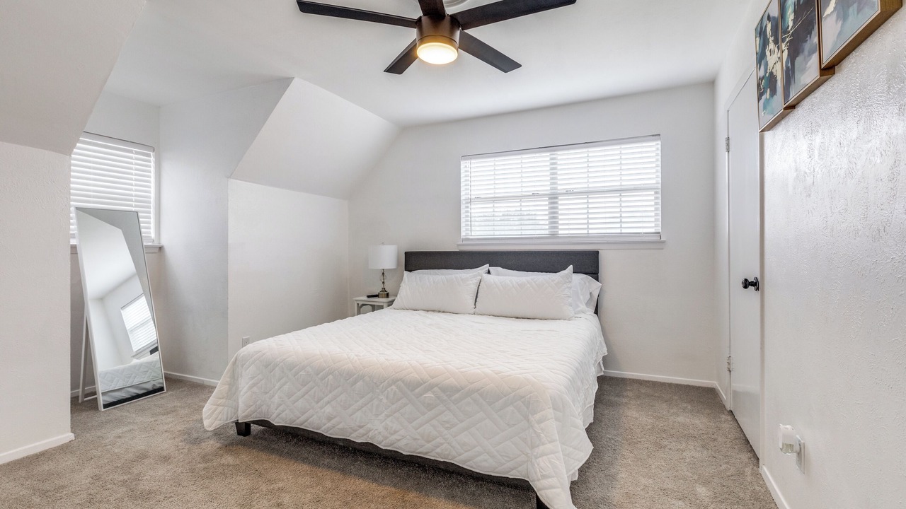 Photo of Bedroom in Haltom City