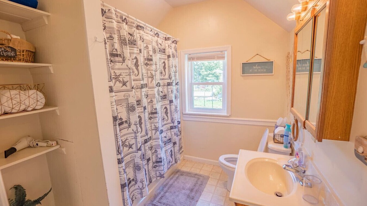 Photo of Bathroom in Lewes