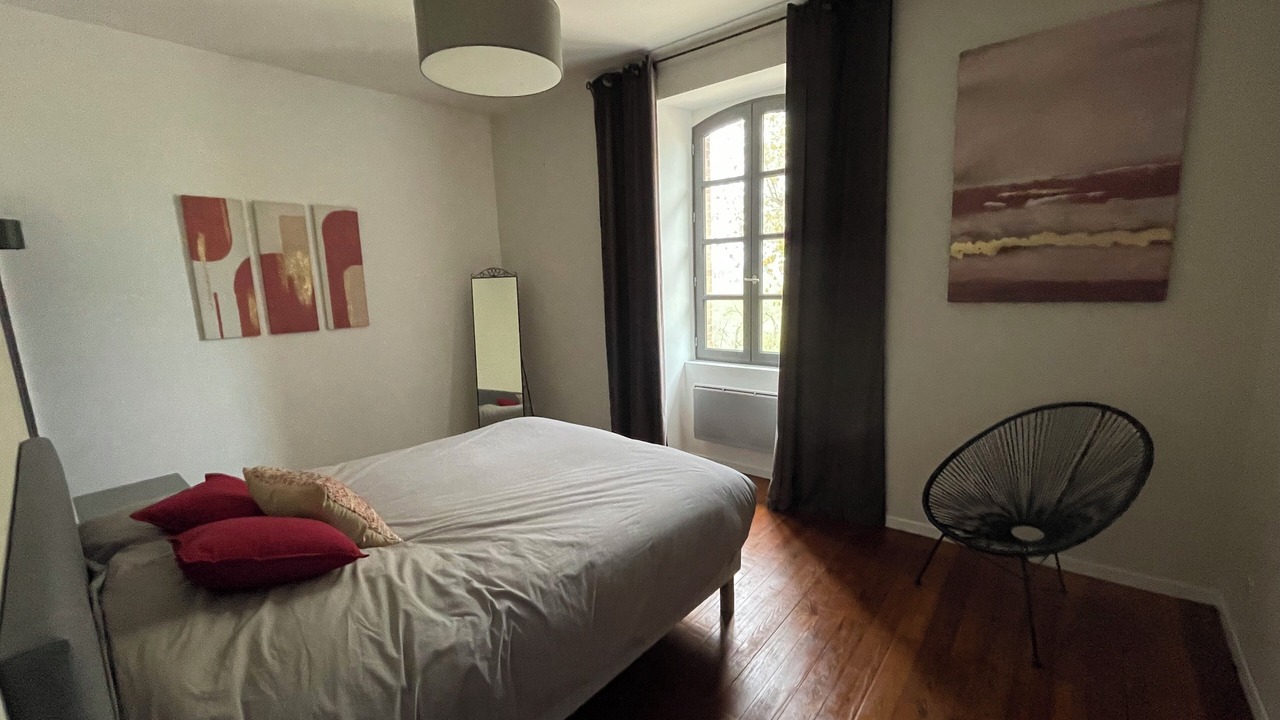 Photo of Bedroom in Caderousse