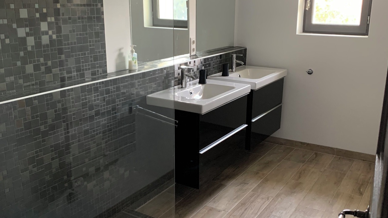 Photo of Bathroom in Caderousse
