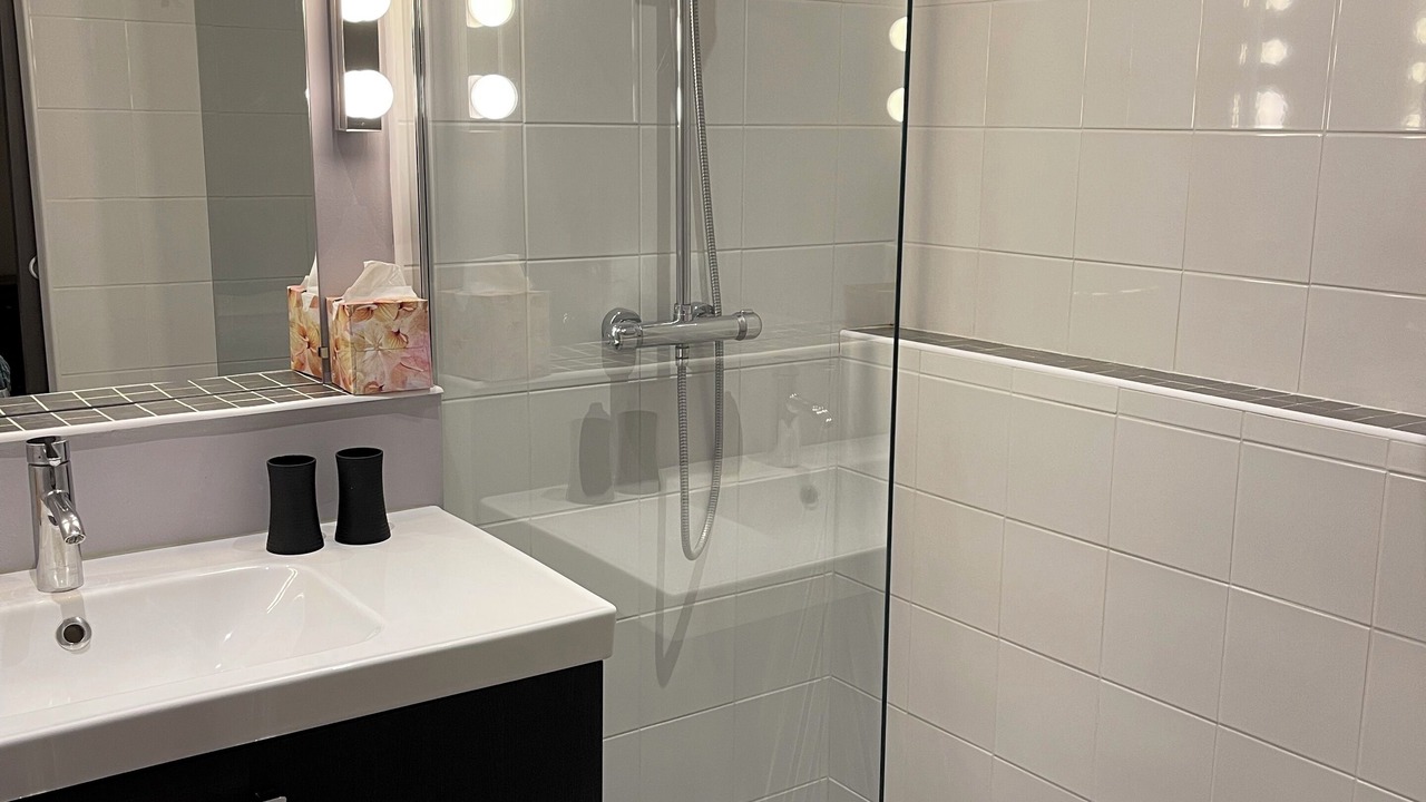 Photo of Bathroom in Caderousse