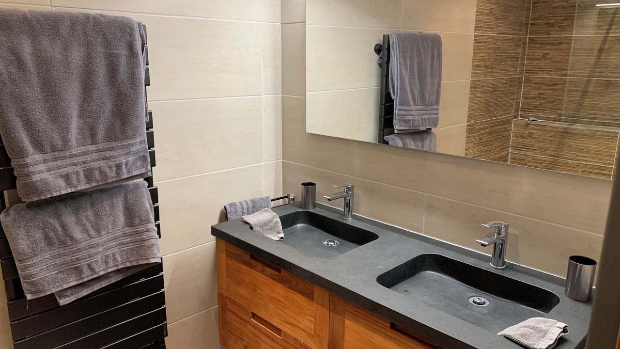 Photo of Bathroom in Caderousse