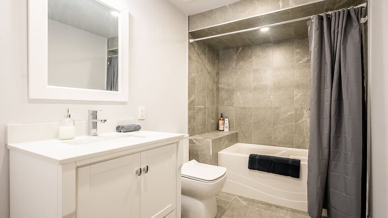 Photo of Bathroom in Bloor-Yorkville