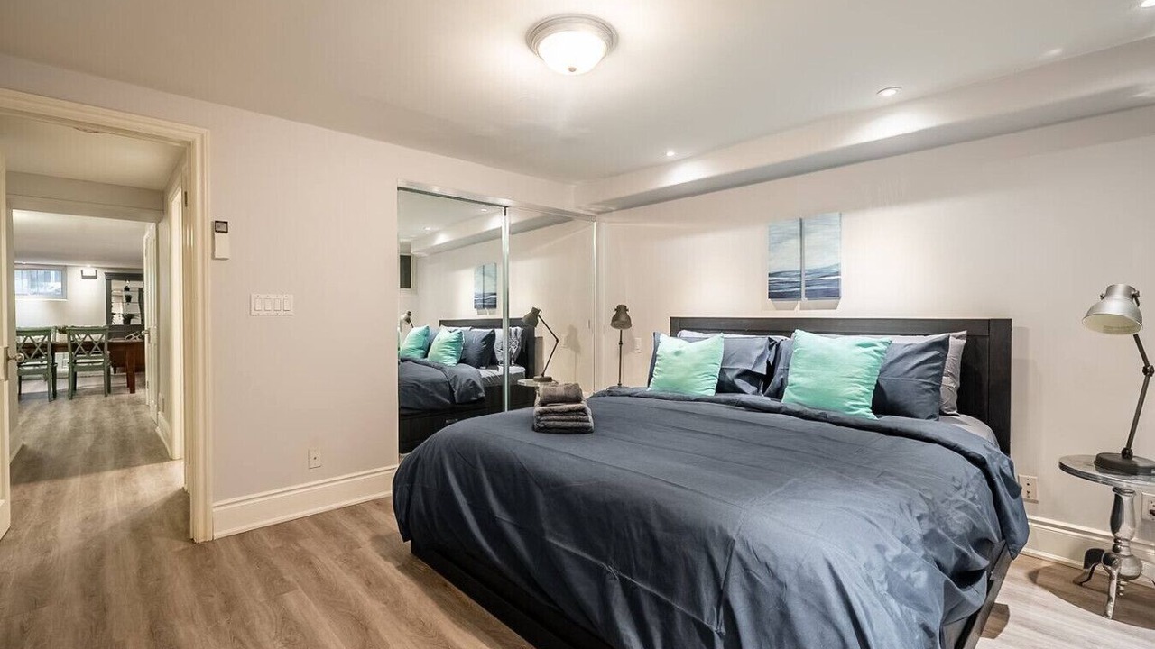 Photo of Bedroom in Bloor-Yorkville