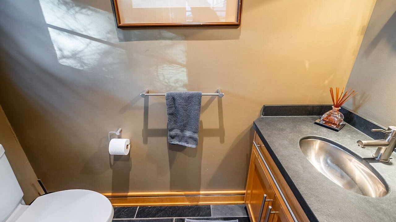 Photo of Bathroom in Grange Park