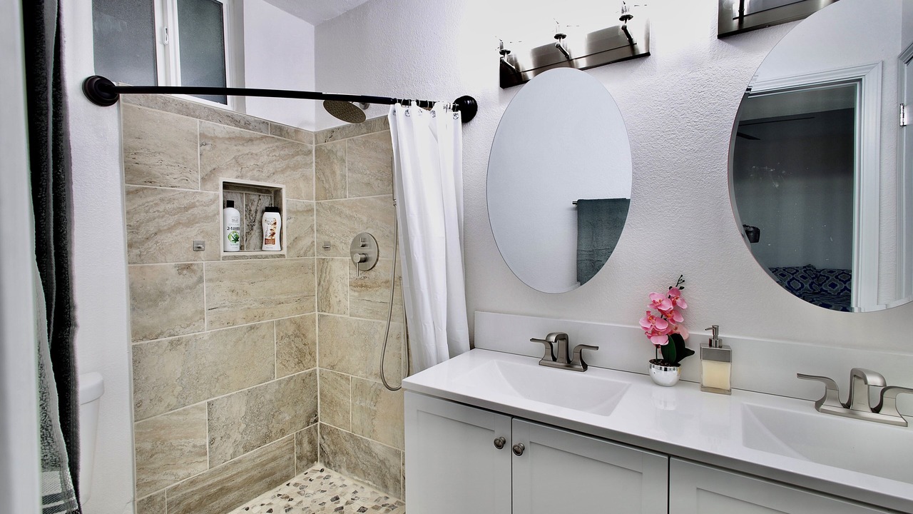 Photo of Bathroom in Biggs Field