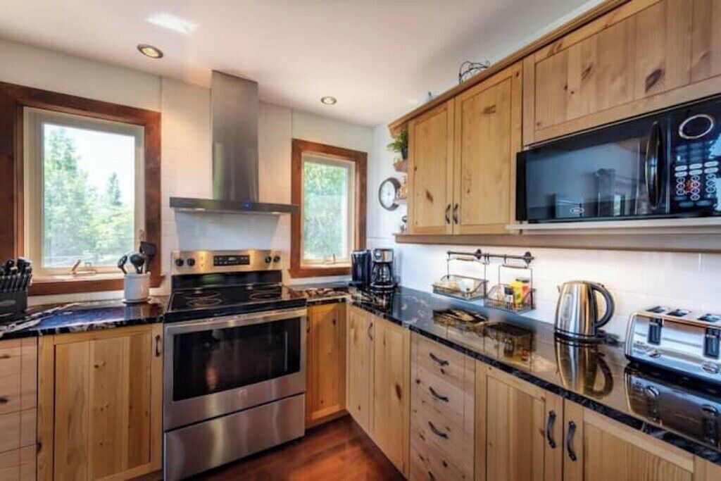 Photo of Kitchen in Petite-Riviere-Saint-Francois