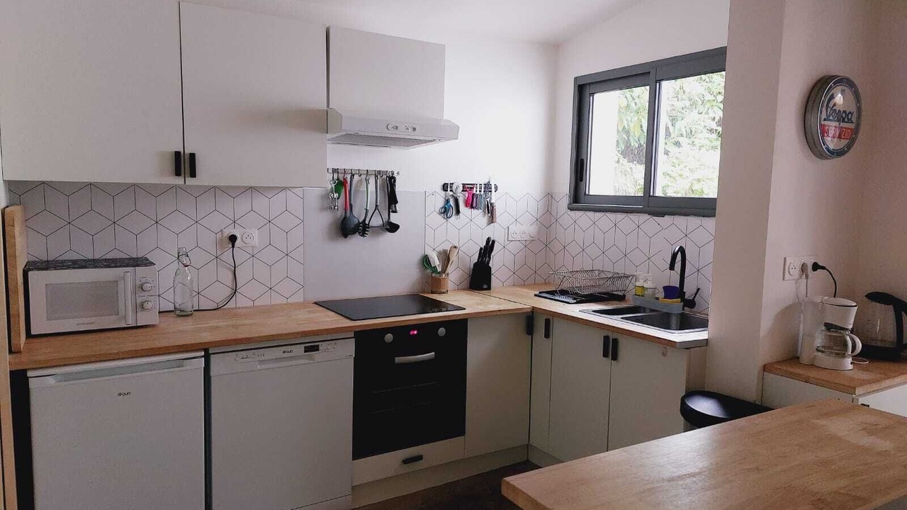 Photo of Kitchen in Saint-Marc-sur-Mer