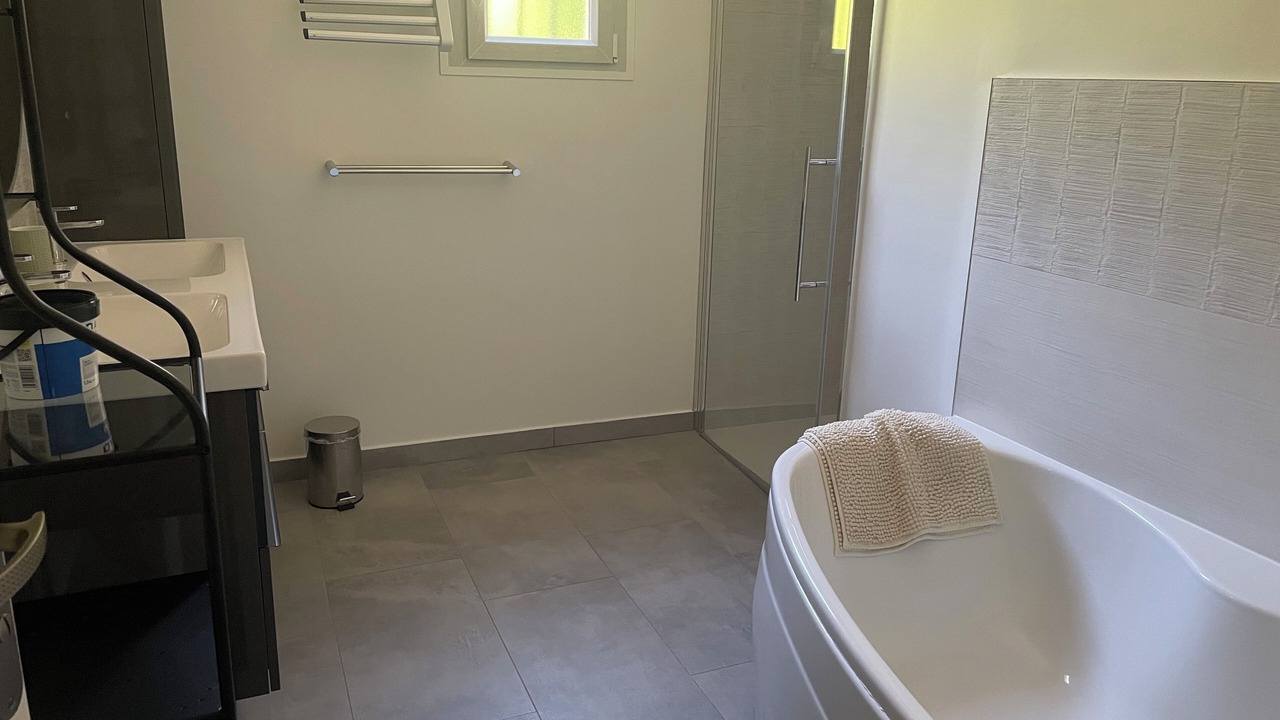 Photo of Bathroom in Cornillon