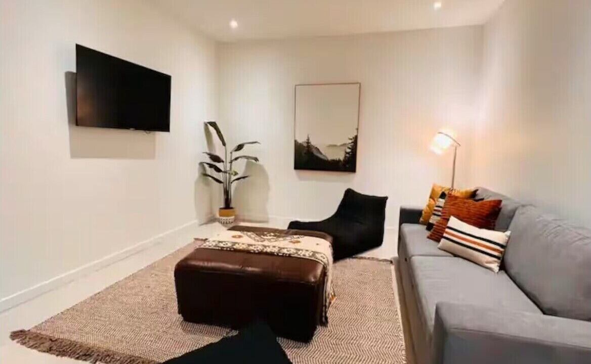 Photo of Livingroom in Lac-Superieur