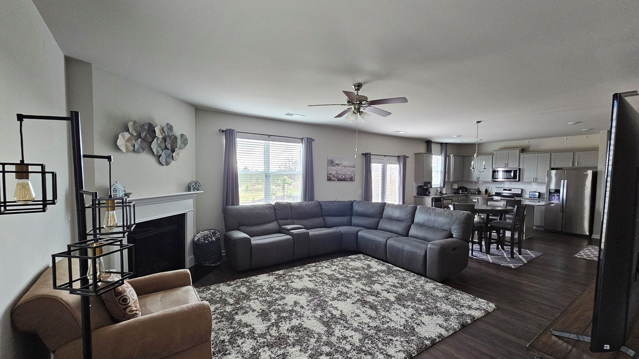 Photo of Livingroom in Graniteville